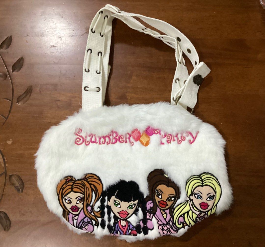 white furry shoulder hand bag handbag Bratz dolls