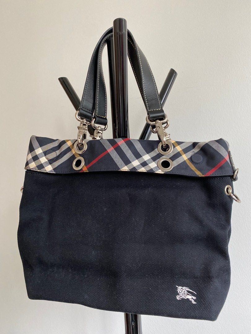 Burberry london blue sales label bag price