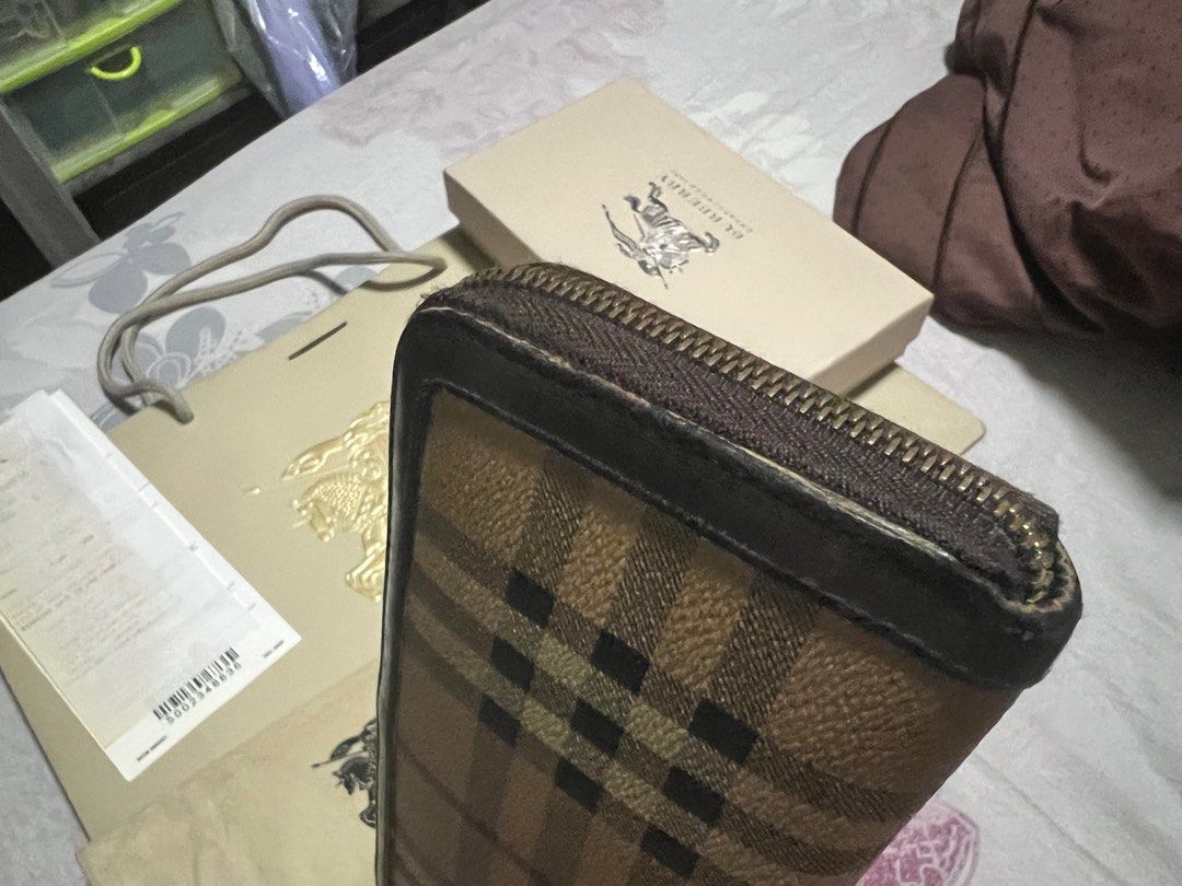 Burberry wallet dupe clearance