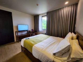 Canyon Woods Tagaytay Staycation Hotel Vouchers (1 Voucher = 2 Rooms!)