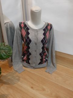 Cardigan rajut kepang