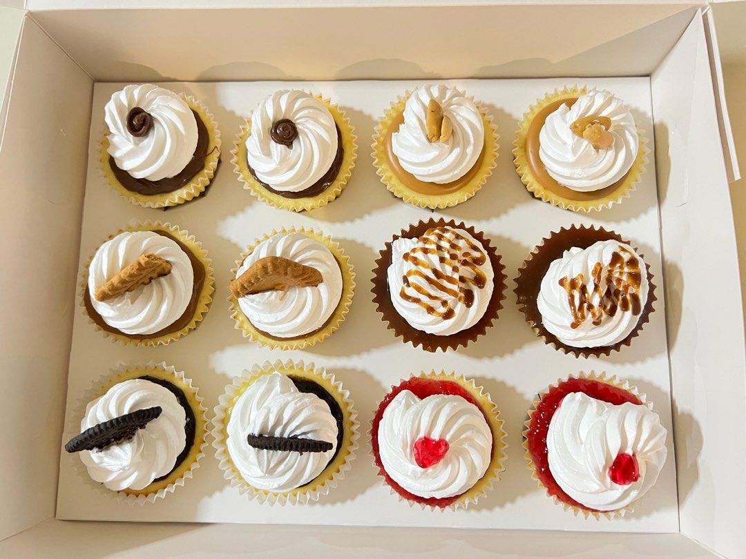 Cheesecake. 12pcs cupcake size. (Category: Homemade Bakes) located in Singapore. Submitted by mojadesserts (Listing ID 1226088928, Image 1). Description: 12 cupcake size cheesecake with variety of flavours to choose: Kaya Peanut butter Biscoff Strawberry Caramel Hazelnut Chocolate Oreo IMPORTANT PLEASE READ BEFORE ORDERING: Due to my work, I can only accept an order to be delivered on SATURDAY and SUNDAY. All cake orders are to be made at least 2