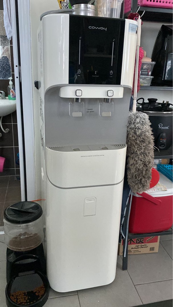 Coway water dispenser, TV & Home Appliances, Kitchen Appliances, Water