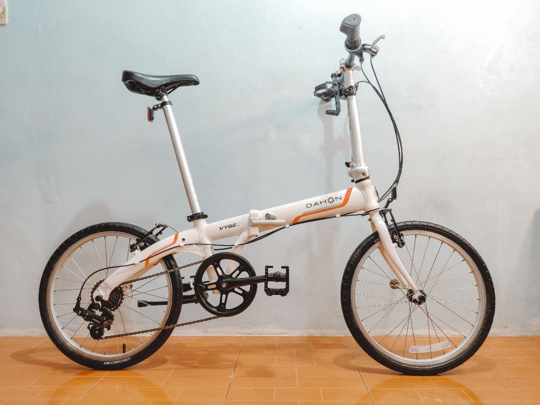 DAHON VYBE D7 folding bike, Sports Equipment, Bicycles & Parts ...
