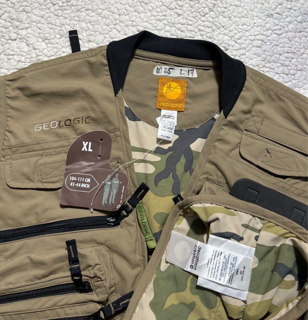 Decathlon geologi, Men's Fashion, Tops & Sets, Vests on Carousell