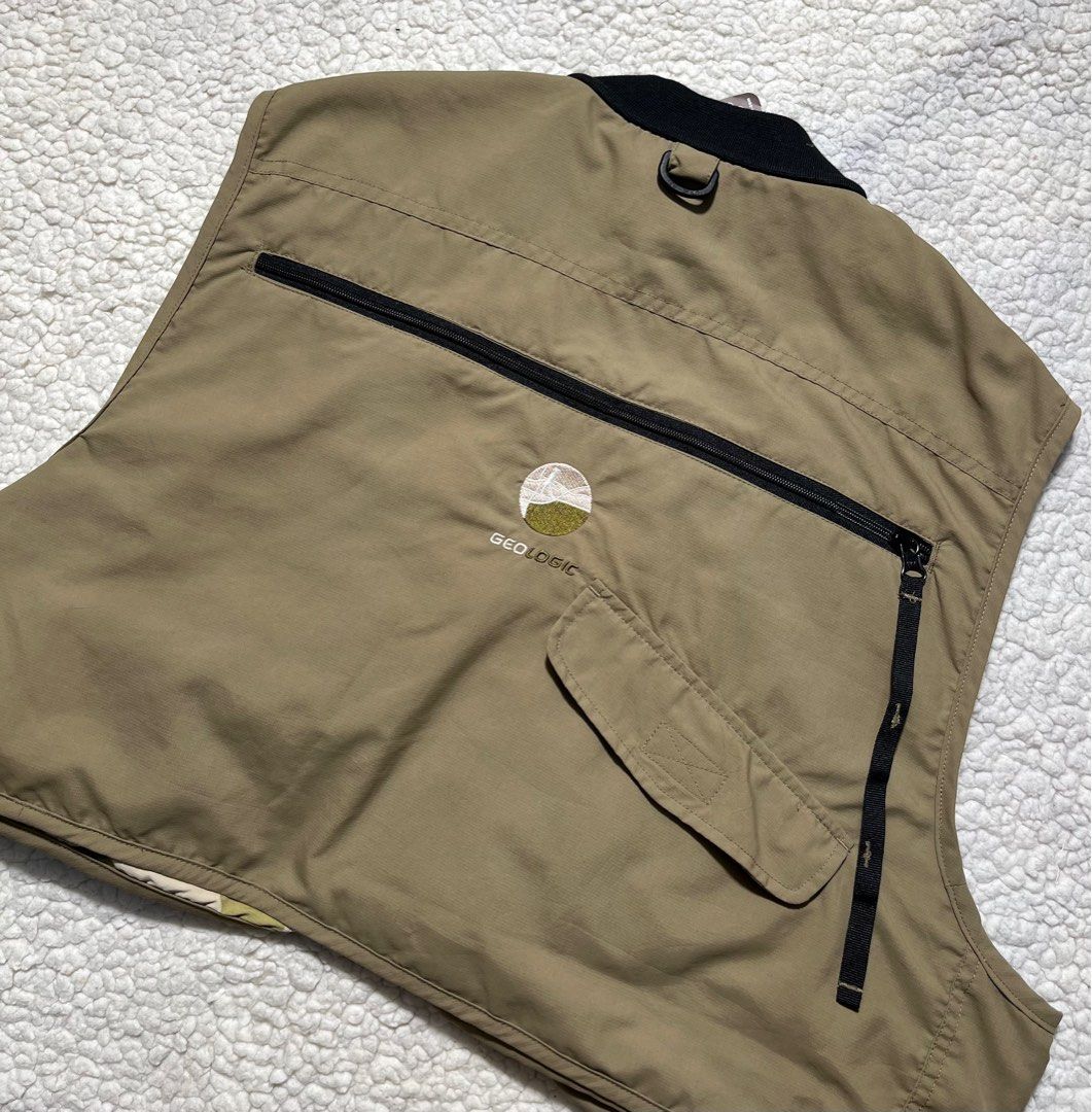 Decathlon geologi, Men's Fashion, Tops & Sets, Vests on Carousell