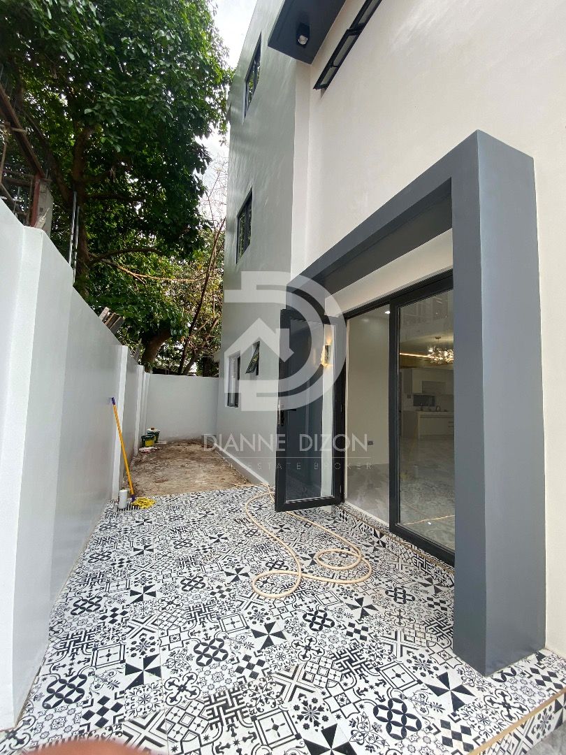 Elegant Overlooking House for Sale in Kingsville Court, Sumulong