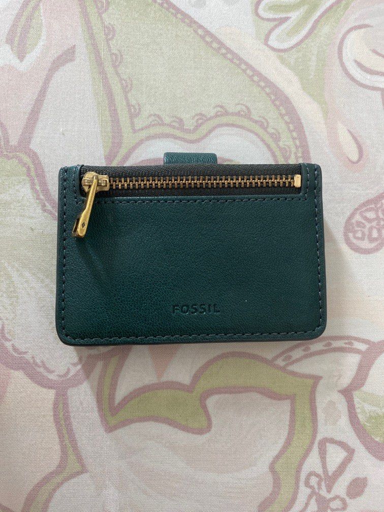 Fossil accordion style card holder, Women's Fashion, Bags & Wallets