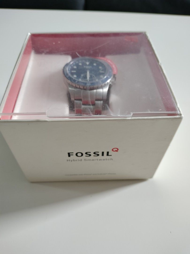 Fossil outlet step counter