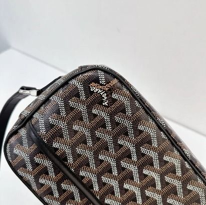 💯 Authentic Goyard Cap Vert Camera Bag Crossbody, Luxury, Bags & Wallets  on Carousell