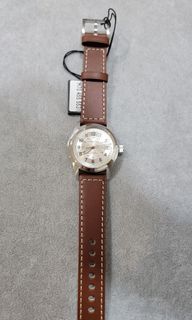 （分類：）位於 。 由 SWATCH 提交（商品編號 1225937961，圖片 1）。簡介： 。