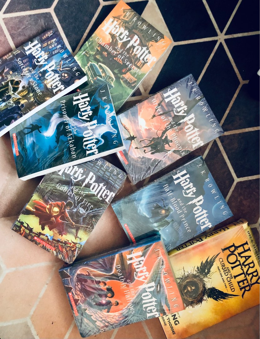Harry Potter 8 Books set, Hobbies & Toys, Books & Magazines
