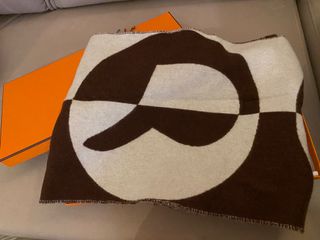 （分類：）位於 。 由 belllllio 提交（商品編號 1226084638，圖片 1）。簡介： 。
