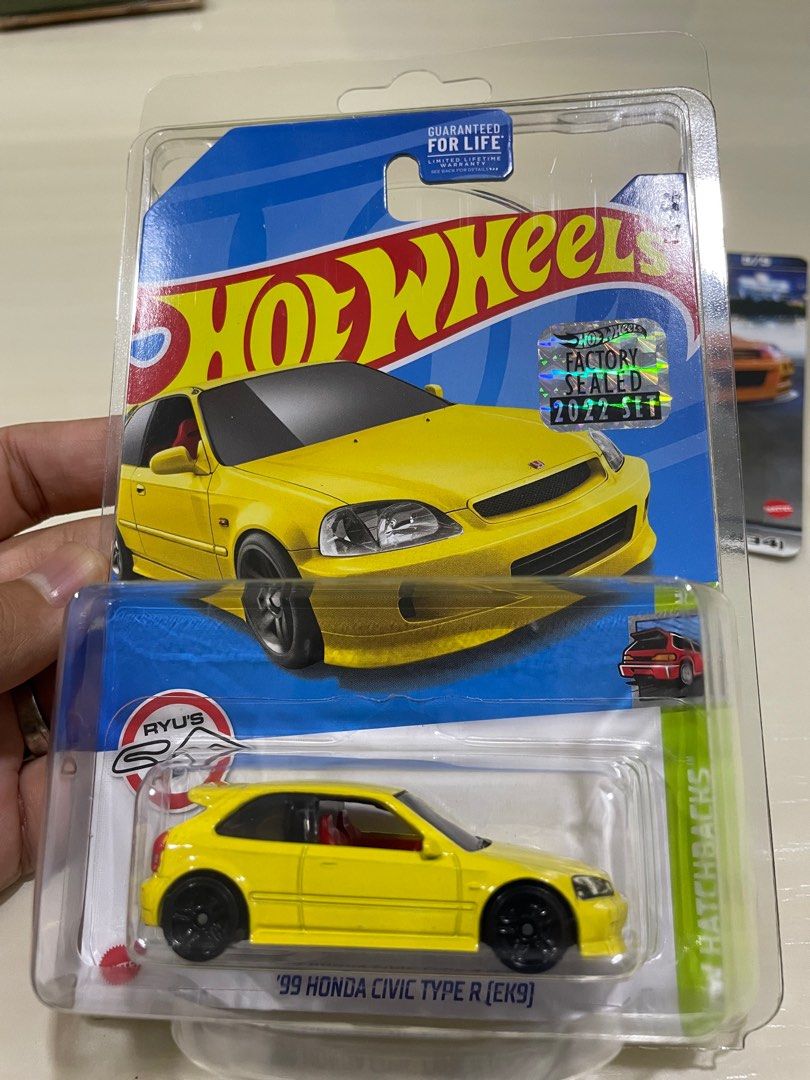 Hot Wheels Honda EK9 Yellow FS, Hobbies & Toys, Toys & Games on Carousell