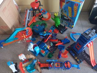 (Category: ) located in . Submitted by lucyb85 (Listing ID 1225924919, Image 1). Description: .