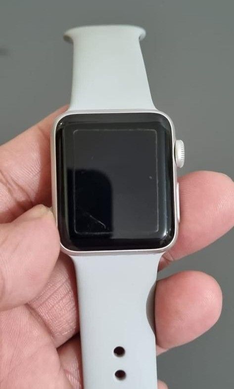 Second hand apple watch price