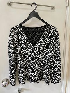 （分類：）位於 。 由 aylee.c 提交（商品編號 1226072547，圖片 1）。簡介： 。