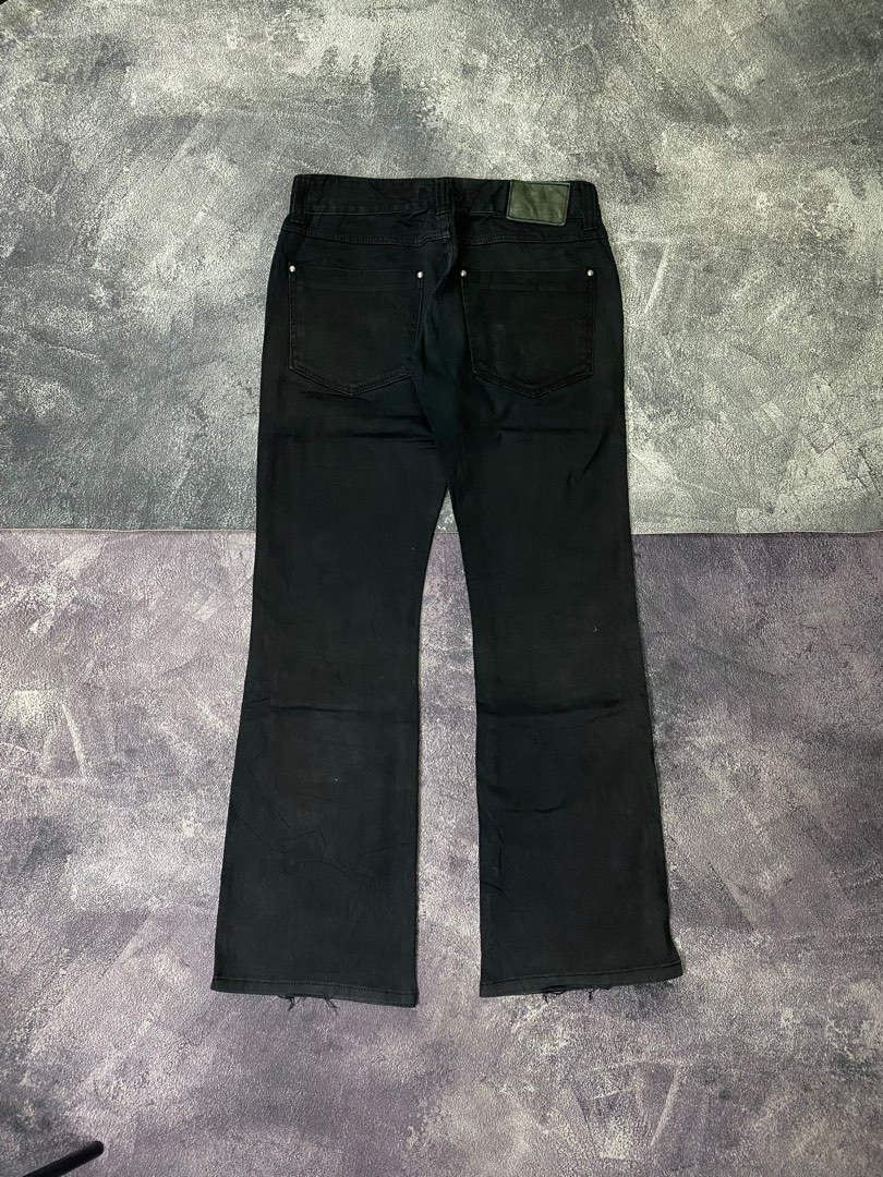 La Gate Jeans on Carousell