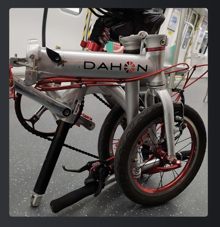 Landing gear landing wheel for folding bike
