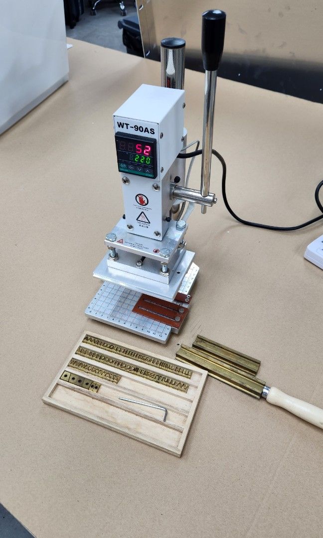 leather embosser / hot stamper, Hobbies & Toys, Stationery & Craft ...