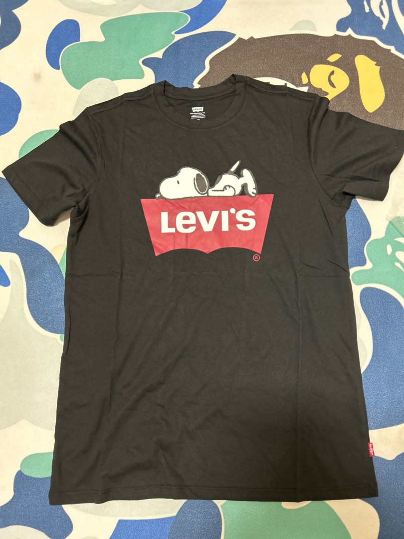 Levi's t shirt snoopy sale