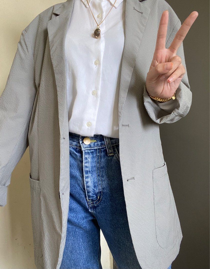 Light grey Blazer, Women's Fashion, Coats, Jackets and Outerwear on ...