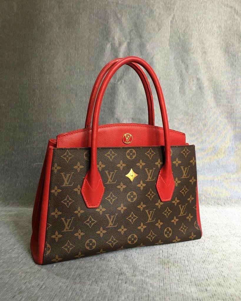 louis vuitton florine monogram canvas shoulder bag red