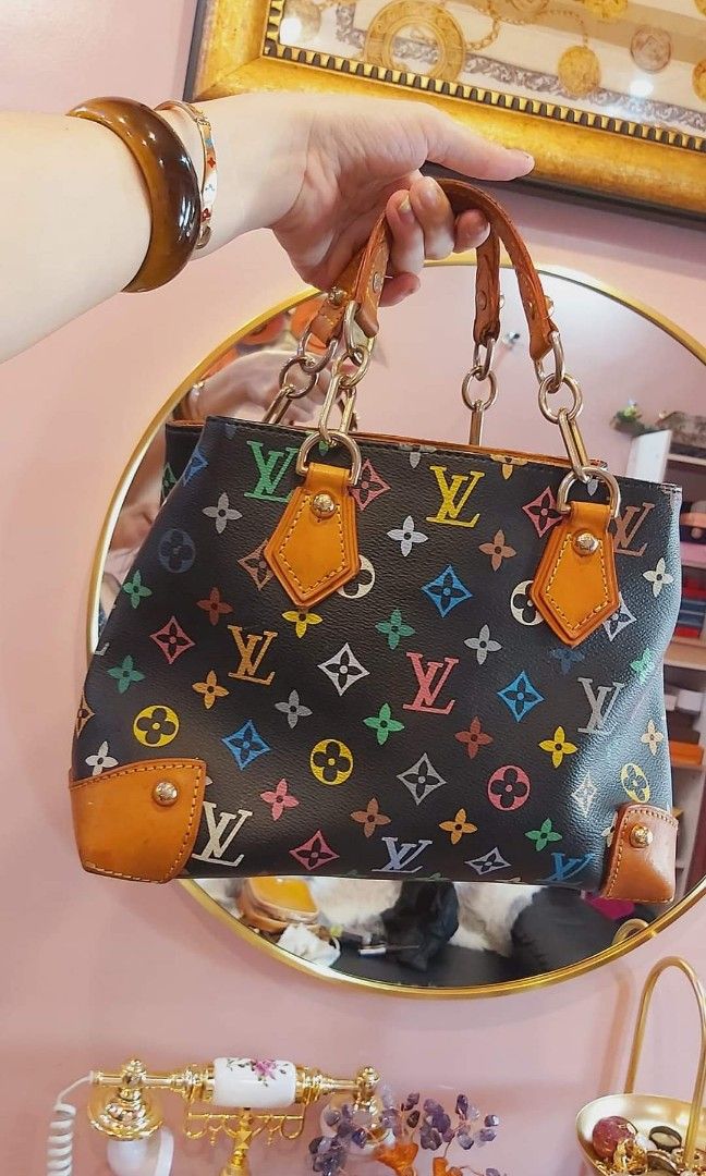 Lv Multi colored❣ (Category: Luxury Bags & Wallets) located in Tagum. Submitted by cathsuesurplus (Listing ID 1225934928, Image 2). Description: Lv Multi colored❣ Excellent beauty of leather&condition Coded Japan bales ukay2 preloved selection item.