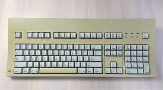 （分類：）位於 。 由 gabrielip 提交（商品編號 1225792712，圖片 1）。簡介： 。