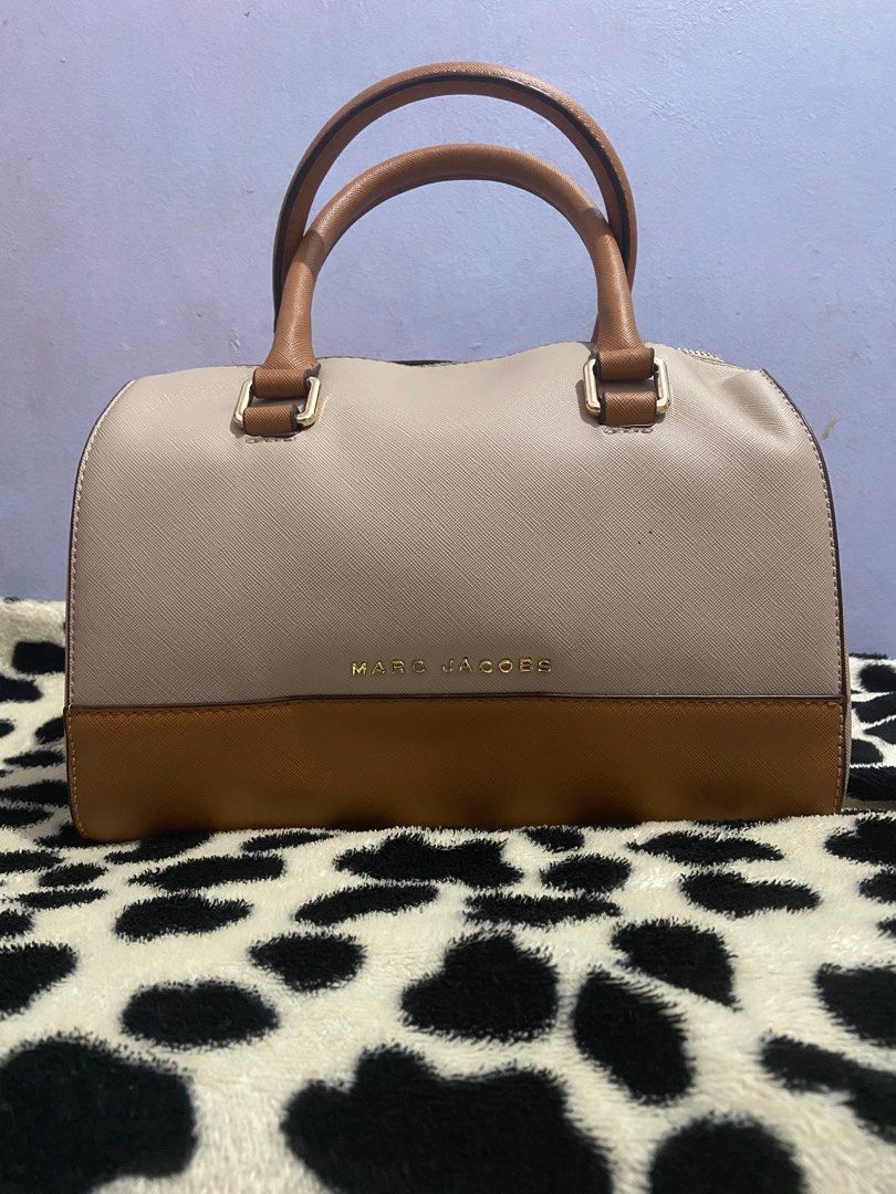 Marc Jacobs Doctor s Bag Women s Fashion Bags Wallets Shoulder Bags on Carousell