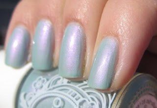 Marie Antoinette (no box) (Category: Hands & Nails) located in Manila. Submitted by destash2restash3 (Listing ID 1225941727, Image 2). Description: .
