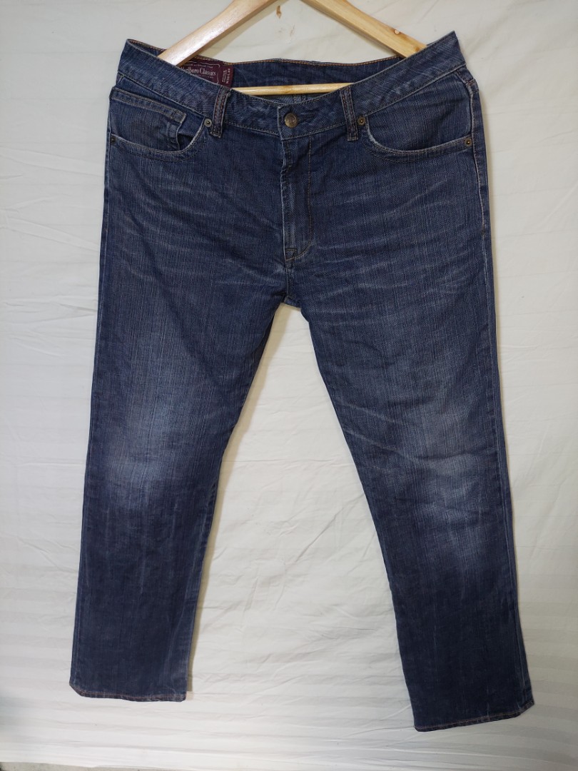 Marlboro classic denim jeans size w32 l40 on Carousell