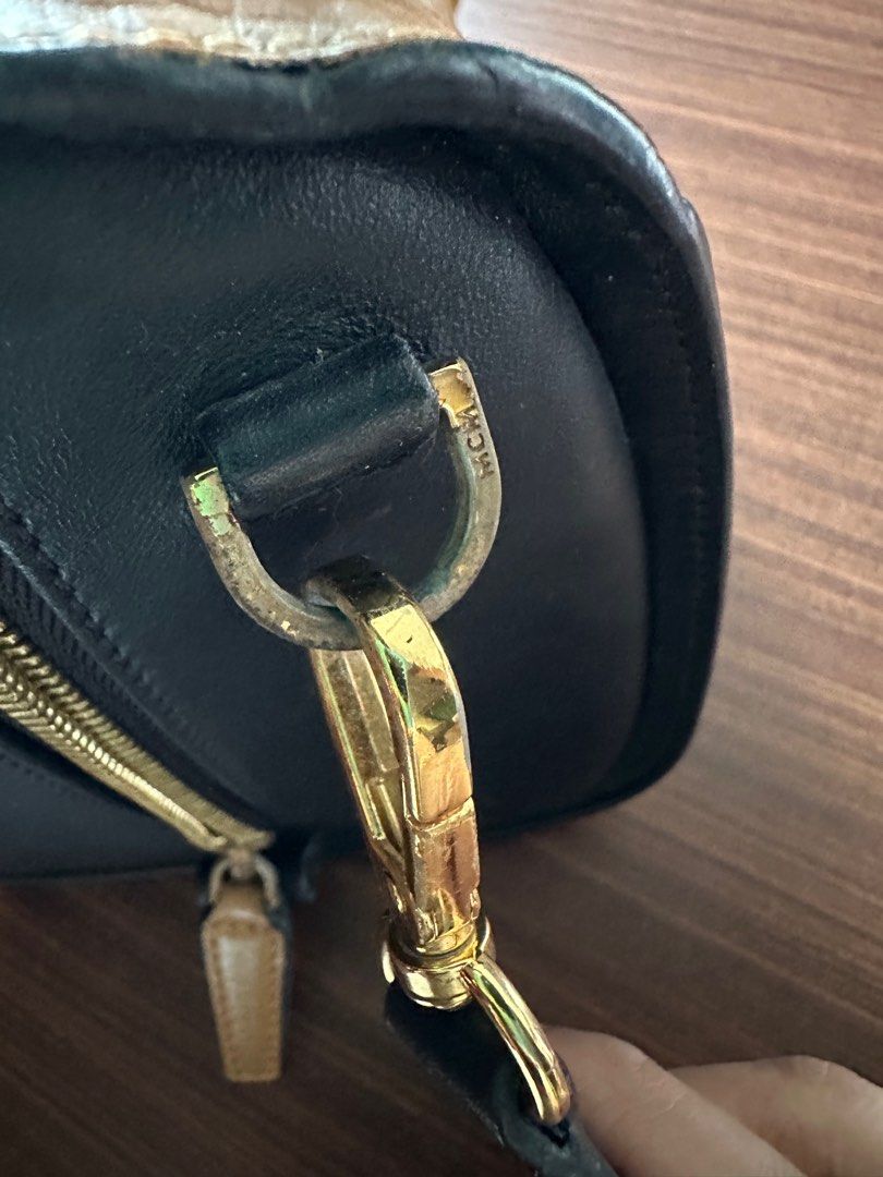 Mcm discount bag inside