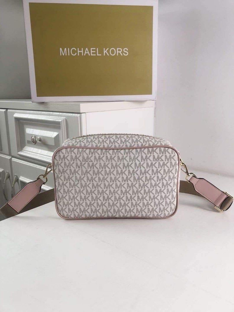 Michael Kors Kenly Crossbody (Category: Luxury Bags & Wallets) located in Rizal. Submitted by LuxbyMarifrance (Listing ID 1226119308, Image 2). Description: 🏷️ 3,000 only + SF 👝 MK Kenly Crossbody 📏 9.75” W X 6” H X 3.75” D 📌 with tag, dust bag, paper bag ✨All trademarks, logos and brand names are reserved and property of the original brand owners. #LuxbyMarifrance #authentic💯 #lowestpriceguaranteed #michaelkorsph #mkbagsph #michaelkorsforsa