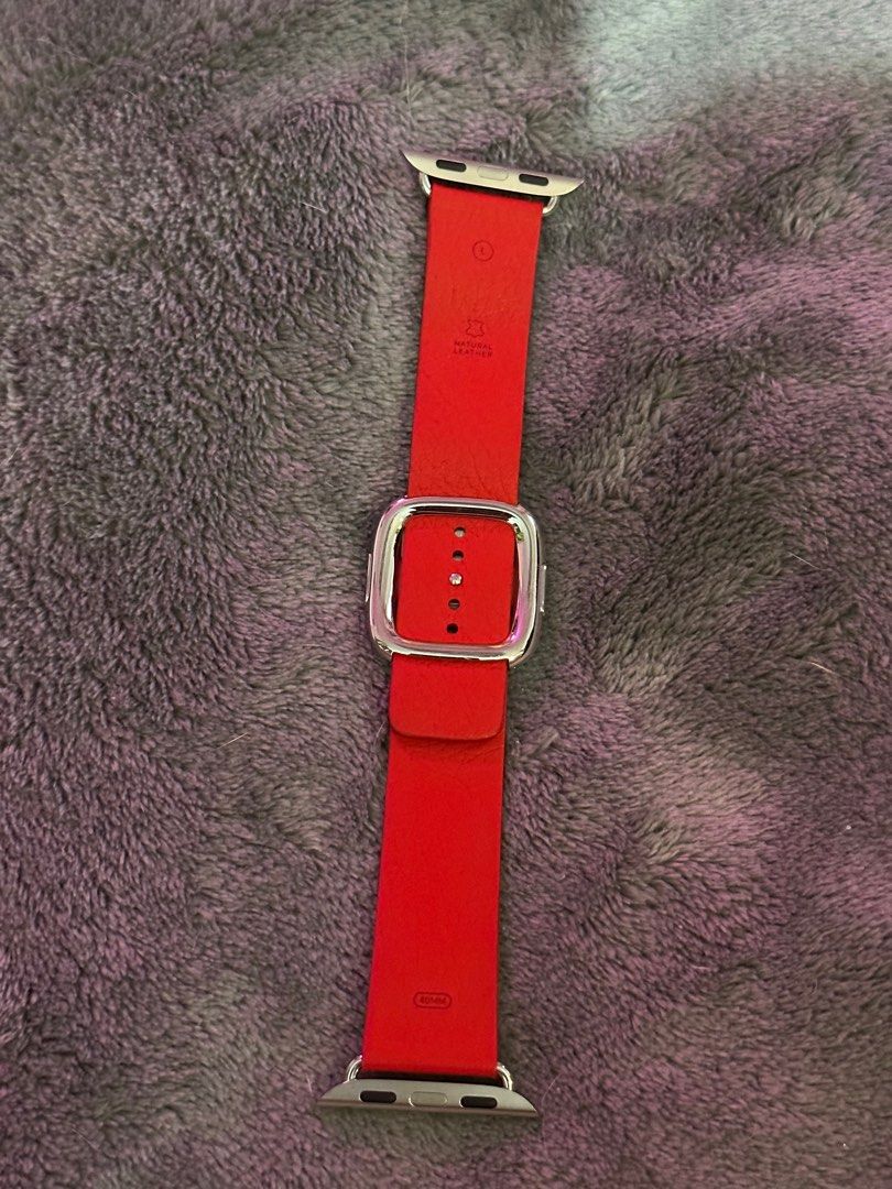 Scarlet sale modern buckle