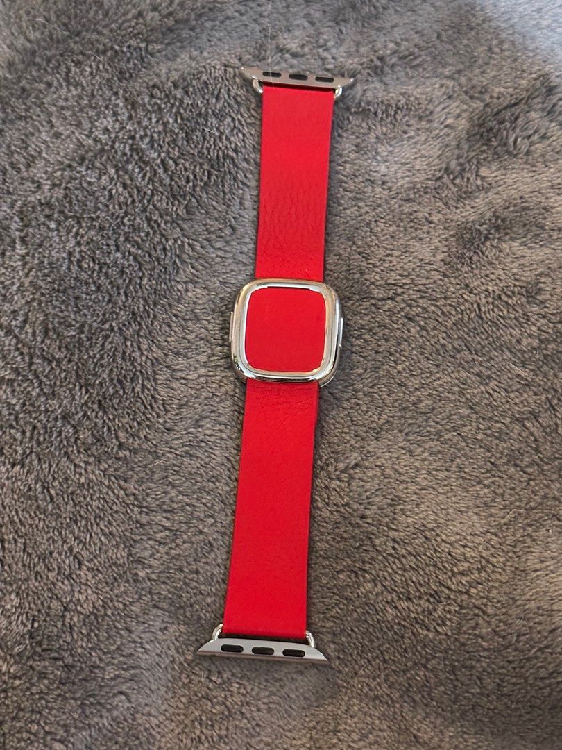 Scarlet modern buckle store
