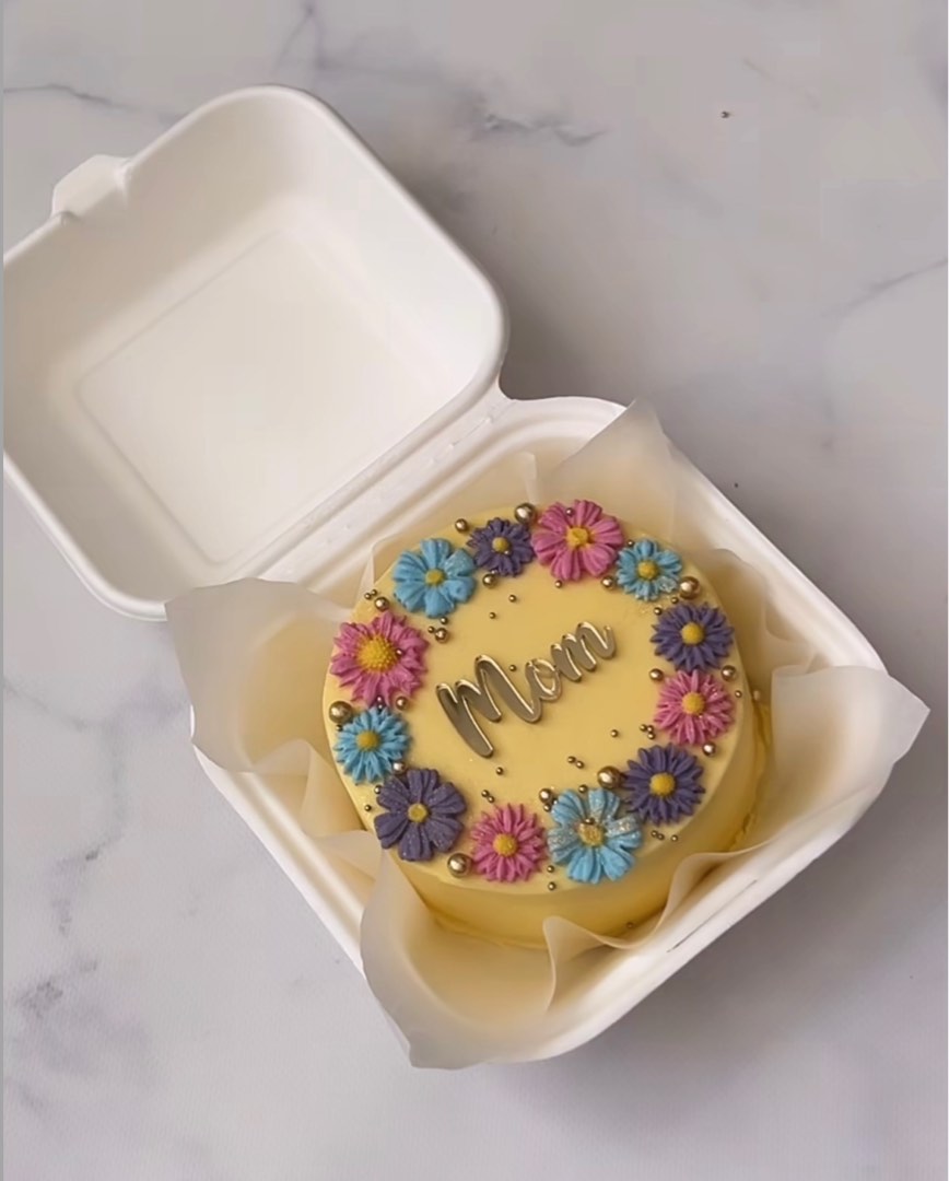 Mothers Day Bento Cake, Food & Drinks, Homemade Bakes on Carousell