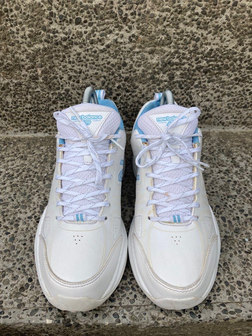 New Balance 409, Women's Fashion, Footwear, Sneakers on Carousell