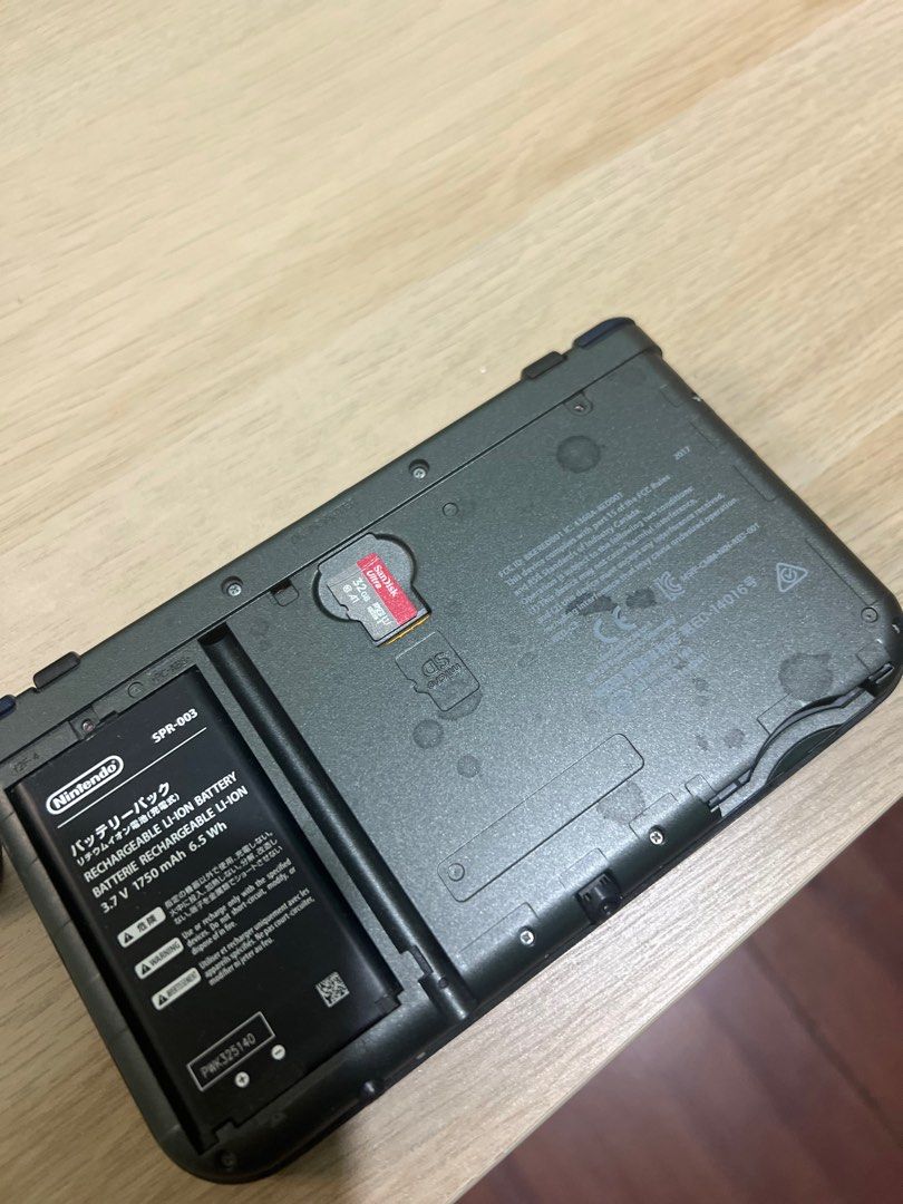 New Nintendo 3DS XL semi shell swap, Video Gaming, Video Game Consoles