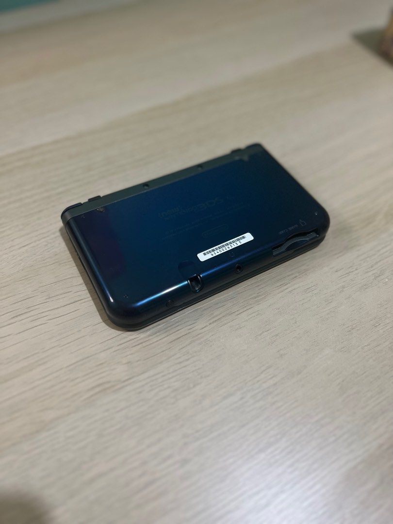 New Nintendo 3DS XL semi shell swap, Video Gaming, Video Game Consoles