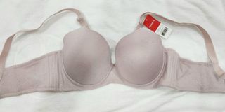 (Category: ) located in . Submitted by honeybbee (Listing ID 1226067150, Image 1). Description: .