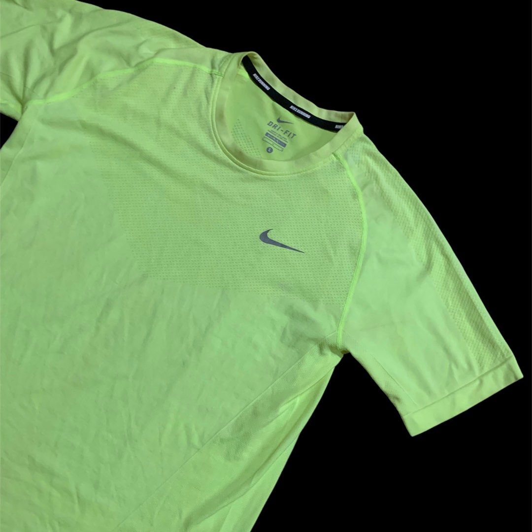 Nike Running TShirt, Men's Fashion, Tops & Sets, Tshirts & Polo Shirts