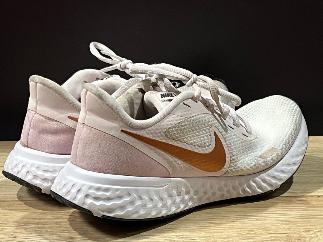 discount nike womens running shoes