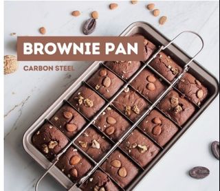 https://media.karousell.com/media/photos/products/2023/4/11/non_stick_brownie_pan_with_div_1681198475_6bfa617c_thumbnail