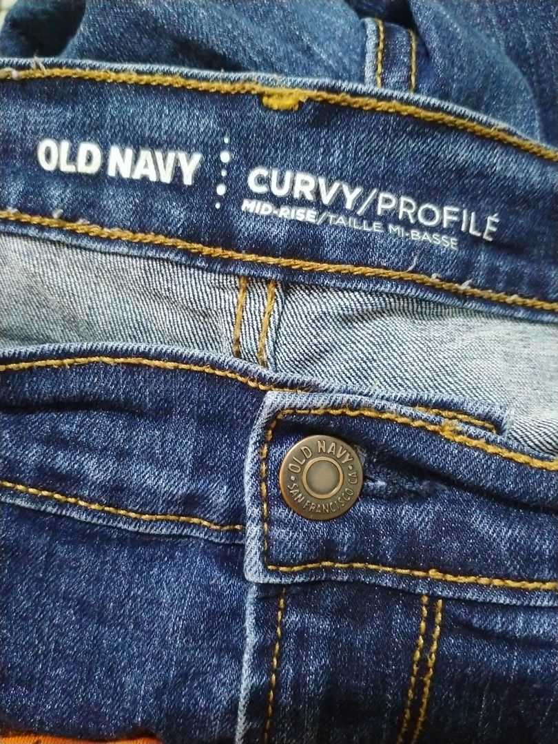 Old Navy Ladies Oversize Jeans Size 43 Curvy Bootcut Women s