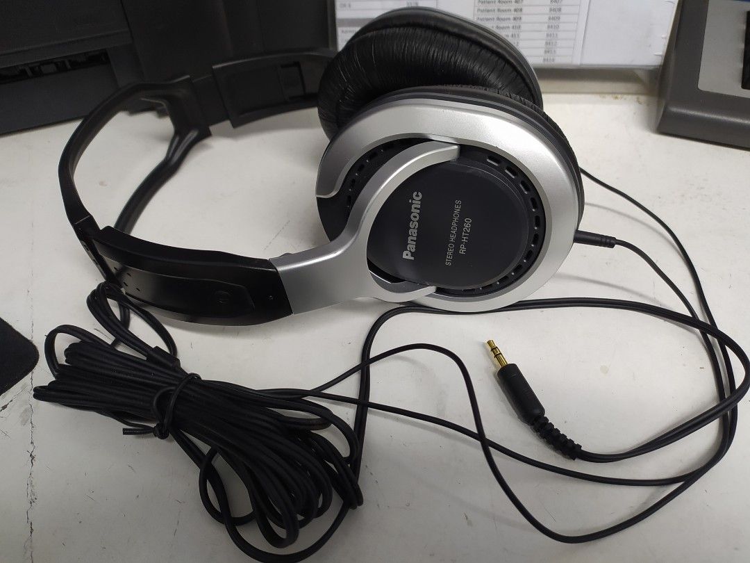 Panasonic RP-HT260 Over-Ear Headphones (Working)