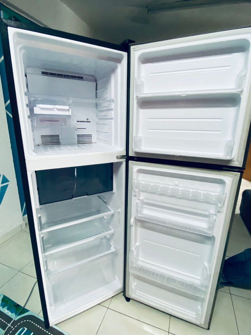 peti ais singer 244L, TV & Home Appliances, Kitchen Appliances