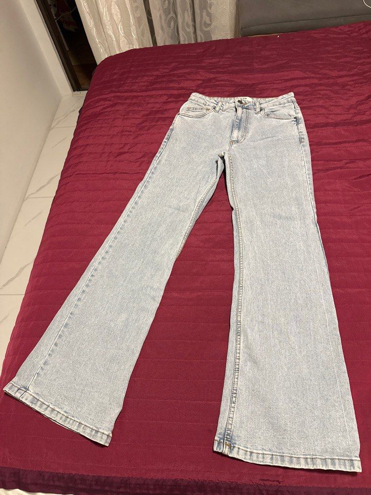 Petite Flare Jeans, Women's Fashion, Bottoms, Jeans on Carousell