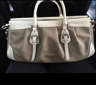 (Category: ) located in . Submitted by grabmyitems (Listing ID 1226097700, Image 1). Description: .