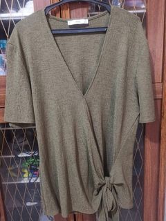(Category: ) located in . Submitted by fashionmind21 (Listing ID 1225945904, Image 1). Description: .
